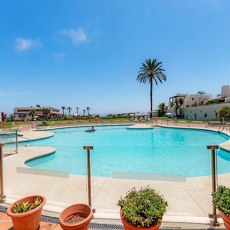 Olas De Calma Apartment Peaceful Retreat Estepona Esterno foto